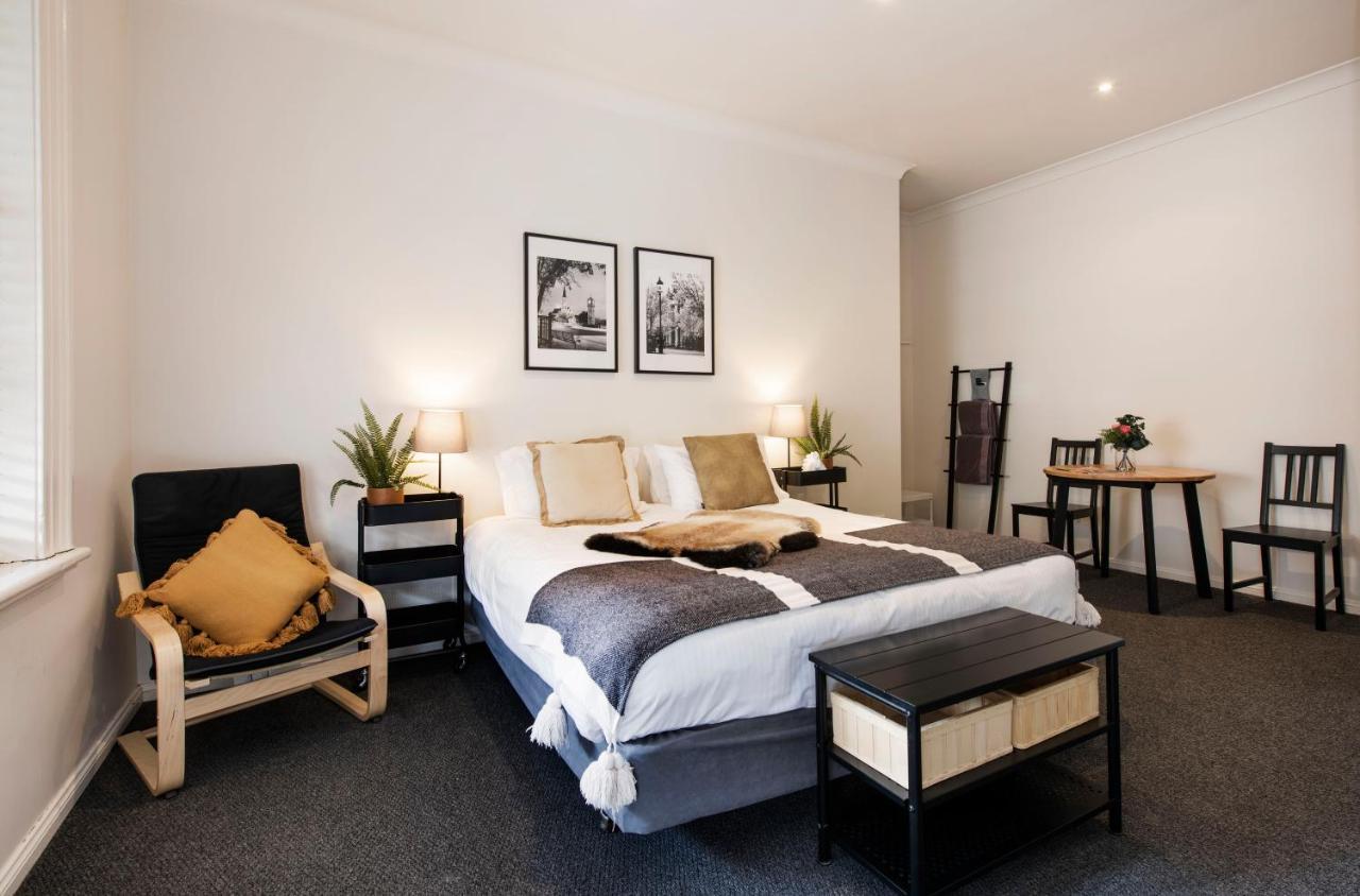 The Woolpack Hotel Mudgee Extérieur photo