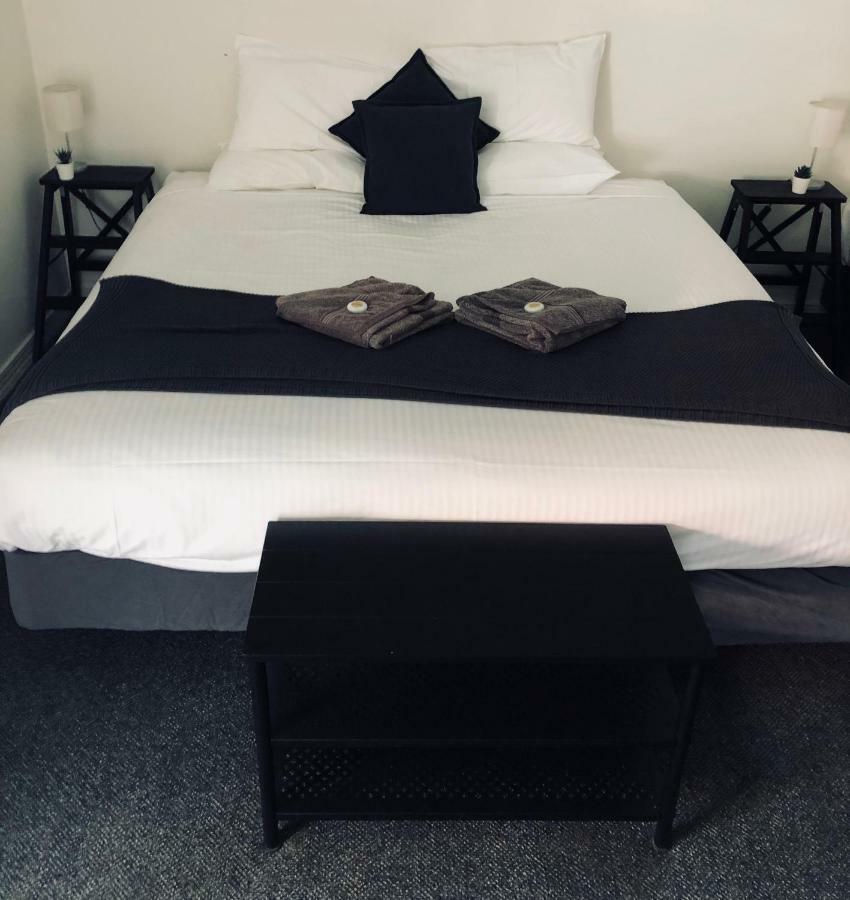 The Woolpack Hotel Mudgee Extérieur photo